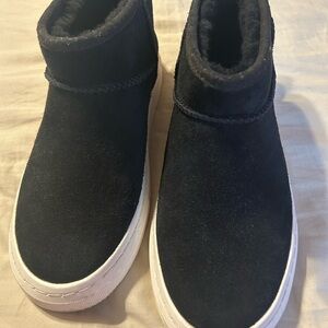 UGG Black Ankle Boots with Suede Finish
